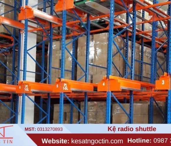 Kệ radio shuttle là gì ưu điểm so sánh khác nhau với kệ drive in