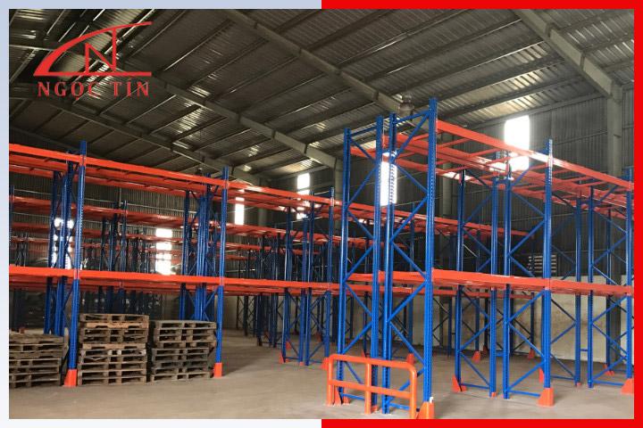 Kệ để hàng công nghiệp Selective