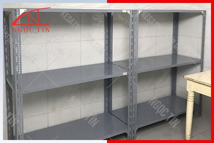 Bảng giá kệ sắt v lỗ 3 tầng quận 12