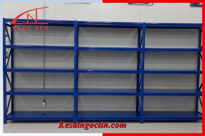 Kệ lưu trữ hàng hóa