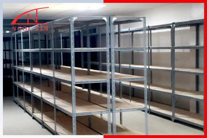 Cấu tạo của kệ sắt v lỗ tại Quận 10