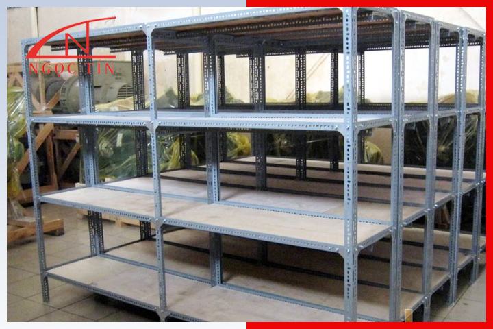 Mua kệ sắt v lỗ quận 4 ở đâu giá tốt uy tín