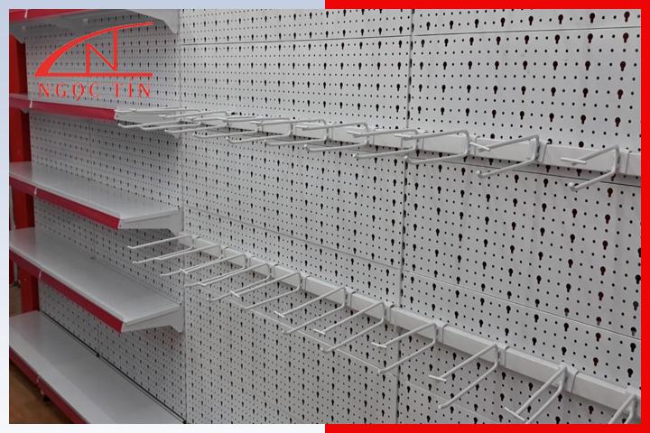 Kệ siêu thị móc treo Kệ siêu thị móc treo