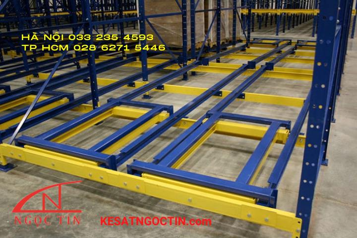 Kệ pallet Push Back