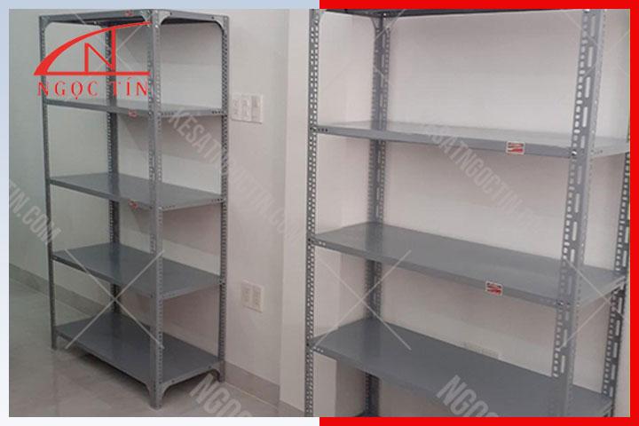 Cấu tạo kệ sắt v lỗ 5 tầng chịu lực NTKSVL54 Cấu tạo kệ sắt v lỗ 5 tầng chịu lực NTKSVL54