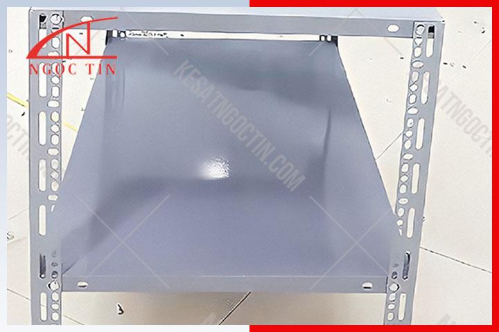 Cấu tạo kệ sắt v lỗ 2 tầng chịu lực NTKSVL24 Cấu tạo kệ sắt v lỗ 2 tầng chịu lực NTKSVL24
