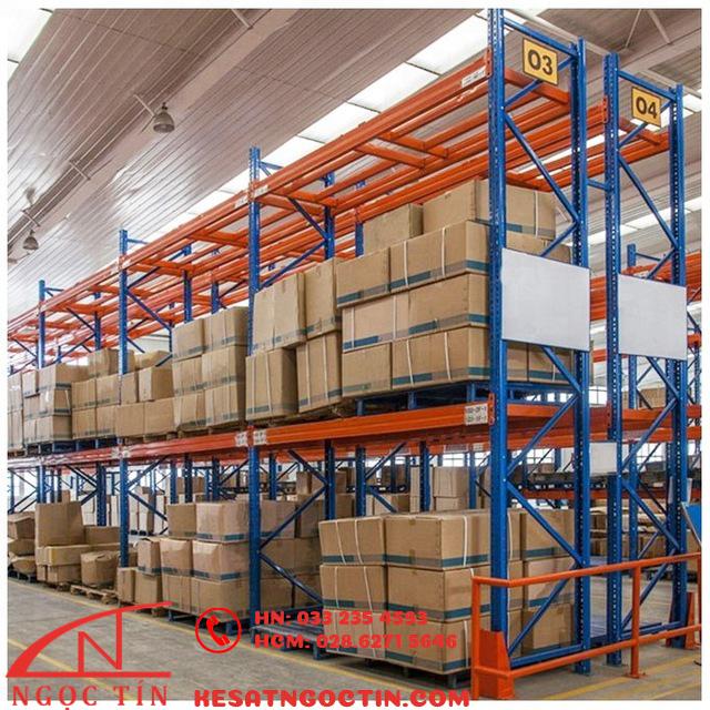 mua kệ để pallet